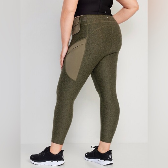 Old Navy Pants - Old Navy High-Waisted Cloud+ 7/8 Leggings Olive Green Leggings Size XL